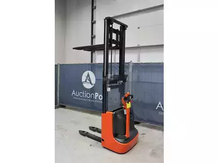 Apilador eléctrico 2016  Fenwick L10B (18)