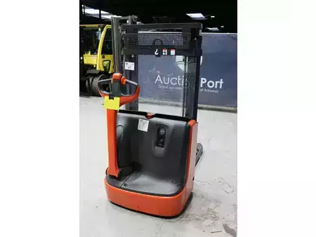 Apilador eléctrico 2016  Fenwick L10B (5)