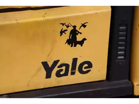 Treibgasstapler 1991  Yale GLP25-E2185 (15)