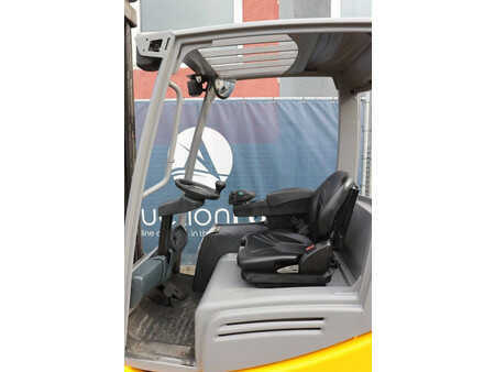 El truck - 4 hjulet 2019  Jungheinrich EFG318 (21)