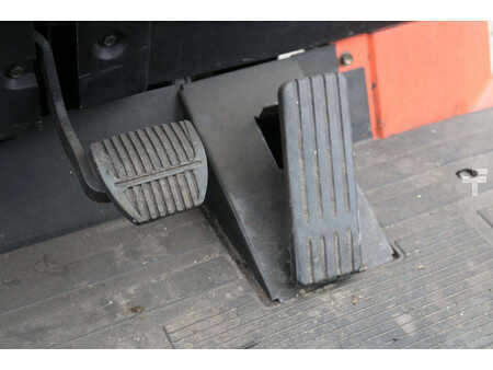 Eléctrica de 4 ruedas 2005  Toyota 7FBMF25 (28)