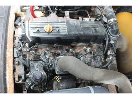 Wózki widłowe diesel 2010  Yale GDP30VX E2345 (19)