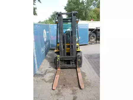 Gasoltruck 2012  Hyundai 33L-7A (6)