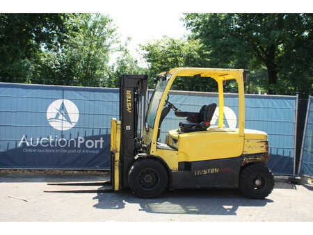 Elektro čtyřkolový VZV 2016  Hyster J5.0XN (1)