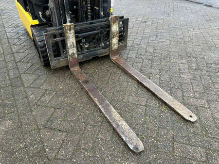 Chariots électriques à 4 roues 2004  Yale ERP20ATF (6)