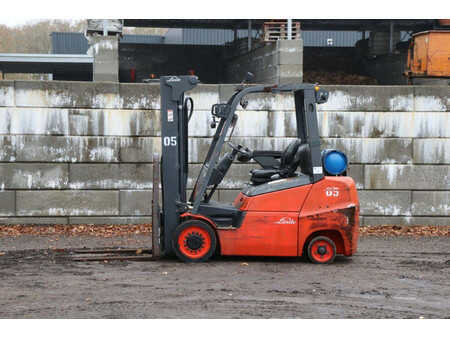 Treibgasstapler 2018  Linde H32CT (1)