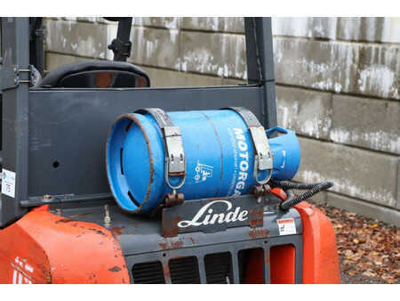 Treibgasstapler 2018  Linde H32CT (18)