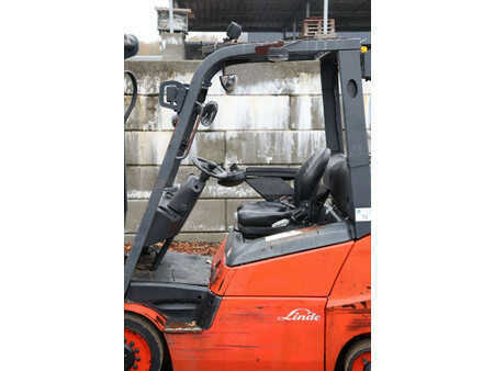 Treibgasstapler 2018  Linde H32CT (28)