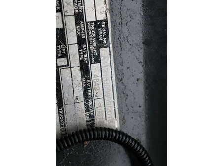 Treibgasstapler 2018  Linde H32CT (31)