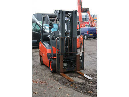 Treibgasstapler 2018  Linde H32CT (7)