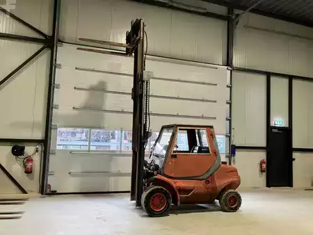 Carretilla elevadora diésel 1991  Linde H40D (15)