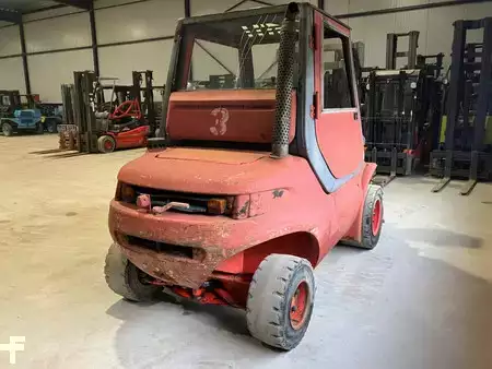 Carretilla elevadora diésel 1991  Linde H40D (5)