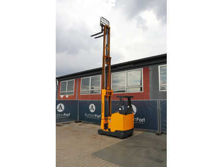 Reachtrucks 2015  Jungheinrich ETM 216 (26)