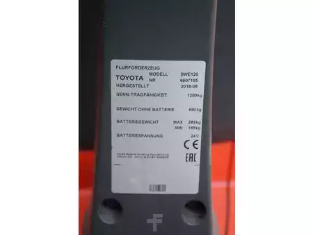 Stacker pedestre 2019  Toyota SWE120 (15)