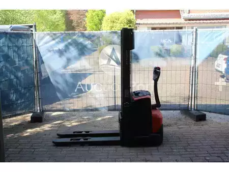Stacker pedestre 2019  Toyota SWE120 (2)