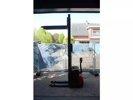 Stacker pedestre 2019  Toyota SWE120 (21)