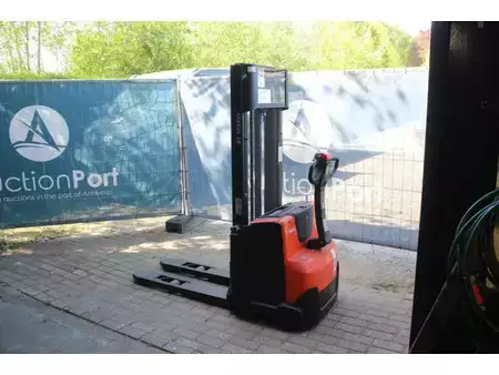 Stacker pedestre 2019  Toyota SWE120 (3)