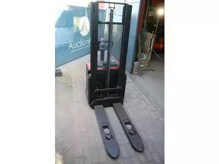 Stacker pedestre 2019  Toyota SWE120 (6)
