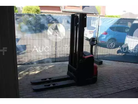 Stacker pedestre 2019  Toyota SWE120 (8)