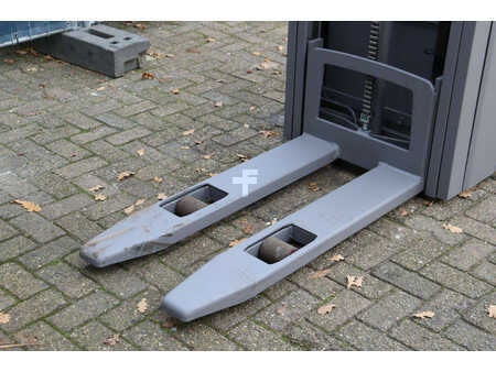 Magasemelésű béka 2016  Jungheinrich EJC 112 (10)