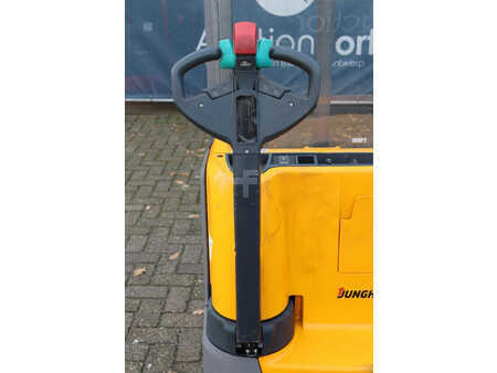 Magasemelésű béka 2016  Jungheinrich EJC 112 (17)