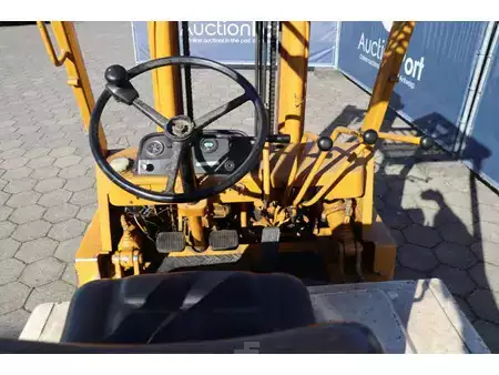 Carretilla elevadora diésel - Komatsu FD20-7 (19)