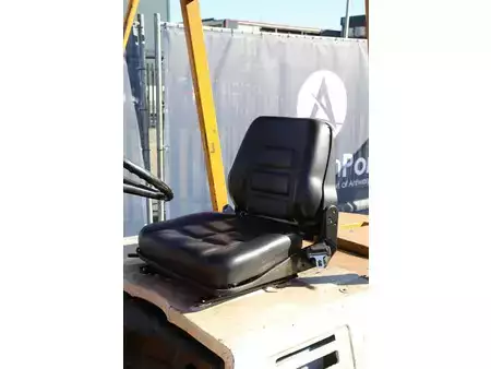 Carretilla elevadora diésel - Komatsu FD20-7 (21)