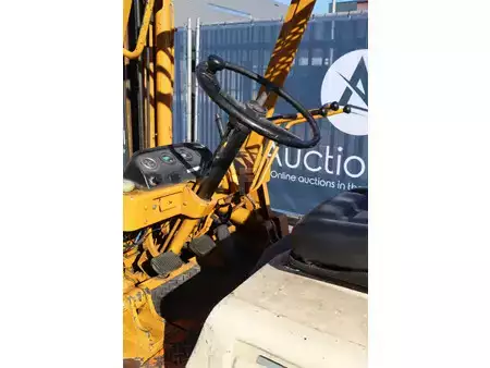 Carretilla elevadora diésel - Komatsu FD20-7 (22)