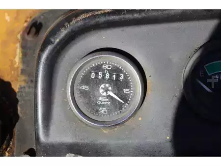 Carretilla elevadora diésel - Komatsu FD20-7 (25)