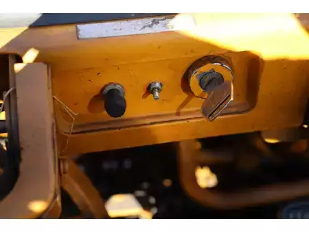 Carretilla elevadora diésel - Komatsu FD20-7 (26)