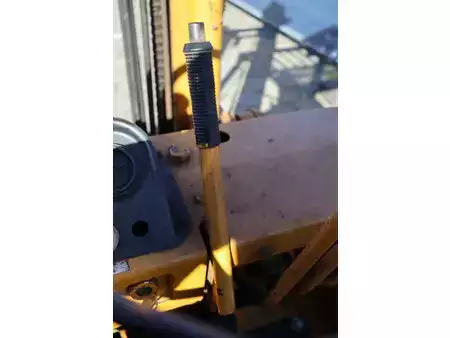 Carretilla elevadora diésel - Komatsu FD20-7 (27)