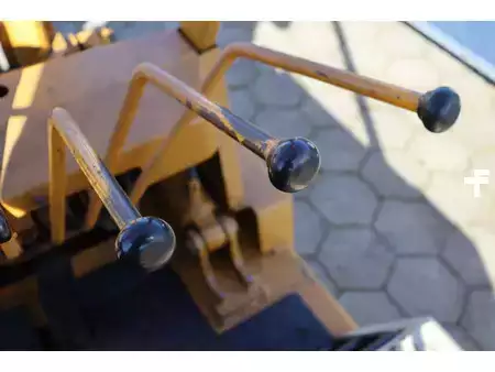 Carretilla elevadora diésel - Komatsu FD20-7 (29)