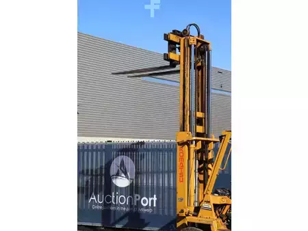 Carretilla elevadora diésel - Komatsu FD20-7 (37)