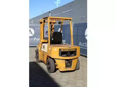 Carretilla elevadora diésel - Komatsu FD20-7 (4)