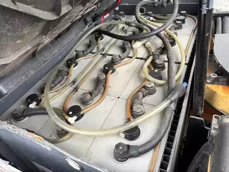 Elektromos 4 kerekű 2019  Still RX50-16 (11)