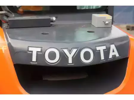 Carrelli elevatori diesel 2020  Toyota 02-8FDF30 (21)