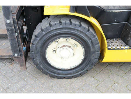 Diesel heftrucks 2012  Yale GLP35VX (13)