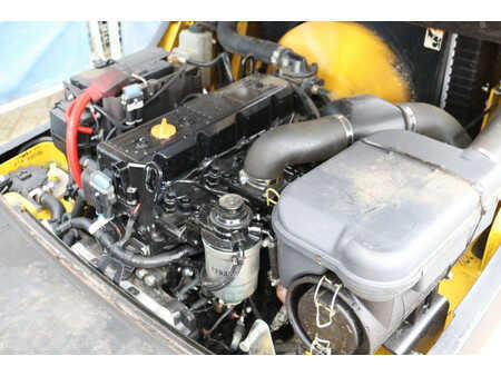 Diesel heftrucks 2012  Yale GLP35VX (17)