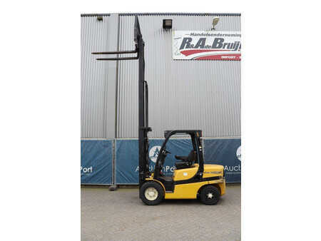 Diesel heftrucks 2012  Yale GLP35VX (25)