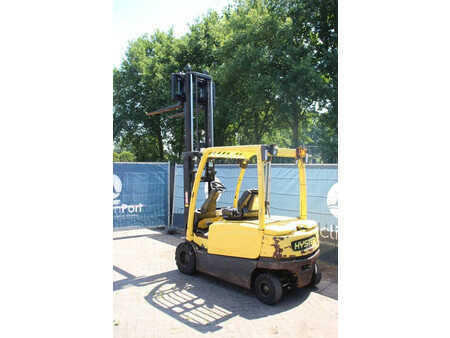 Eléctrico - 4 rodas 2016  Hyster J3.0XN (29)