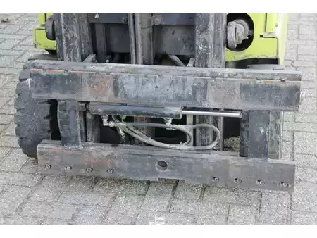 Chariots électriques à 4 roues 2001  Clark CTM 16 S (10)