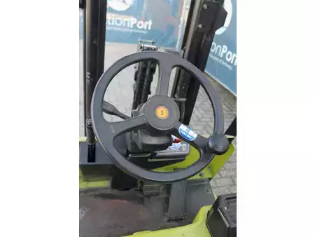 Chariots électriques à 4 roues 2001  Clark CTM 16 S (20)