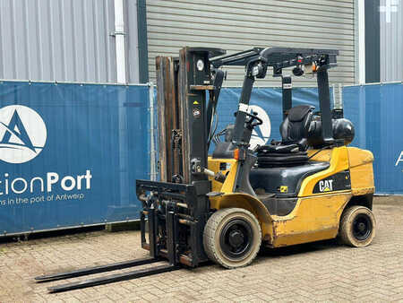LPG Forklifts  CAT Lift Trucks GP25NT (1) 