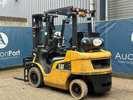 LPG Forklifts  CAT Lift Trucks GP25NT (4) 