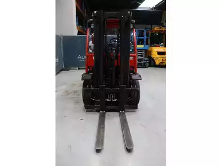 Carretilla elevadora diésel 2013  Hyster H4.5FTS5 (8)