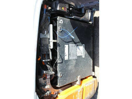 Carrelli elettrici 4 ruote 2019  Still RX20-16 (18)