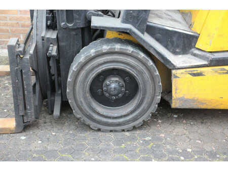 Gas gaffeltruck 2004  Yale GLP30TF (13)