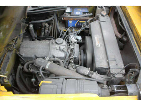 Gas gaffeltruck 2004  Yale GLP30TF (16)