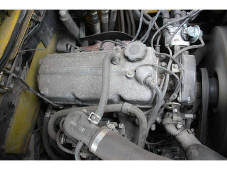 Gas gaffeltruck 2004  Yale GLP30TF (17)