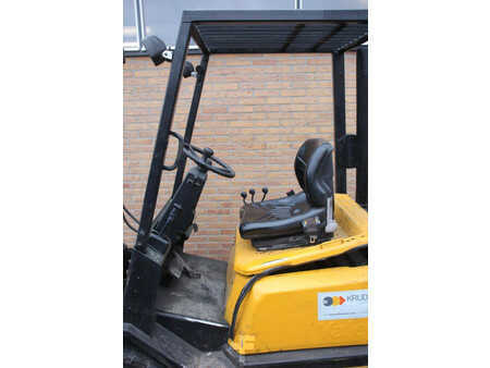 Gas gaffeltruck 2004  Yale GLP30TF (18)